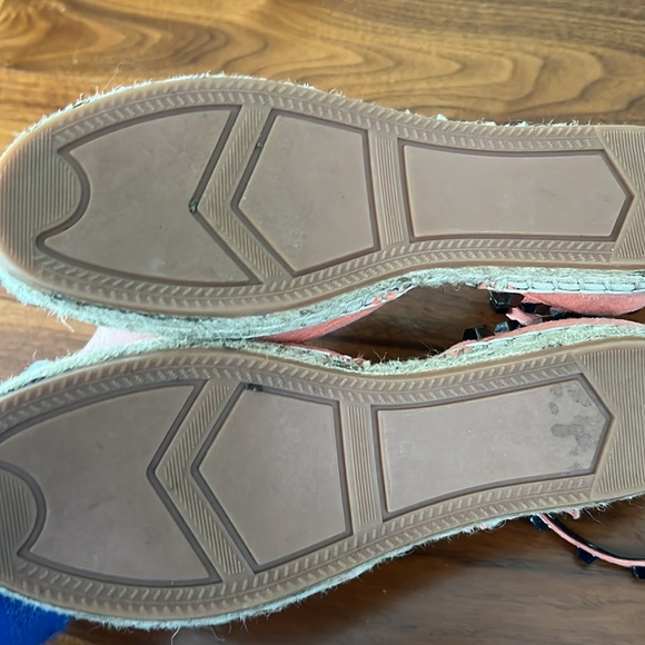 Rebecca Minkoff Suede Studded Coral Espadrille size 6 - Picture 4 of 5